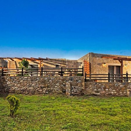 Petrakis Cretan Homes กิสเซมอส ภายนอก รูปภาพ