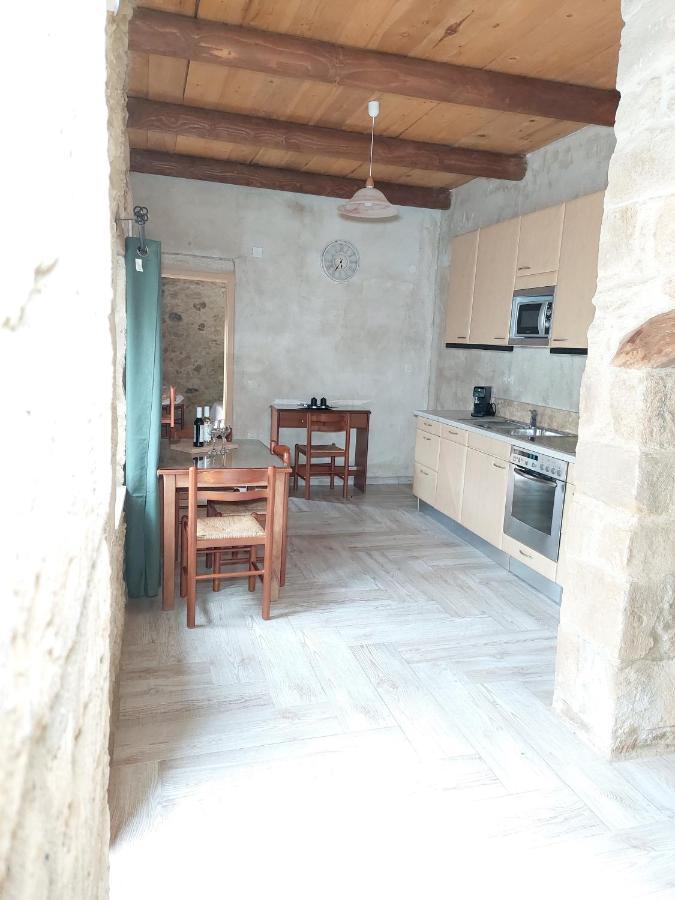 Petrakis Cretan Homes กิสเซมอส ภายนอก รูปภาพ